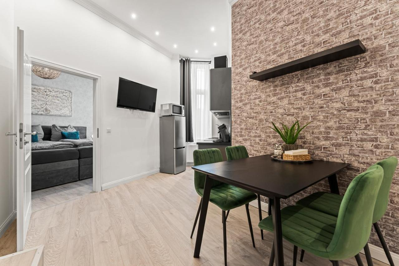 The Mierendorf Hinterhaus, 2 Bed Rooms Up To 4 People Berlin Exterior photo